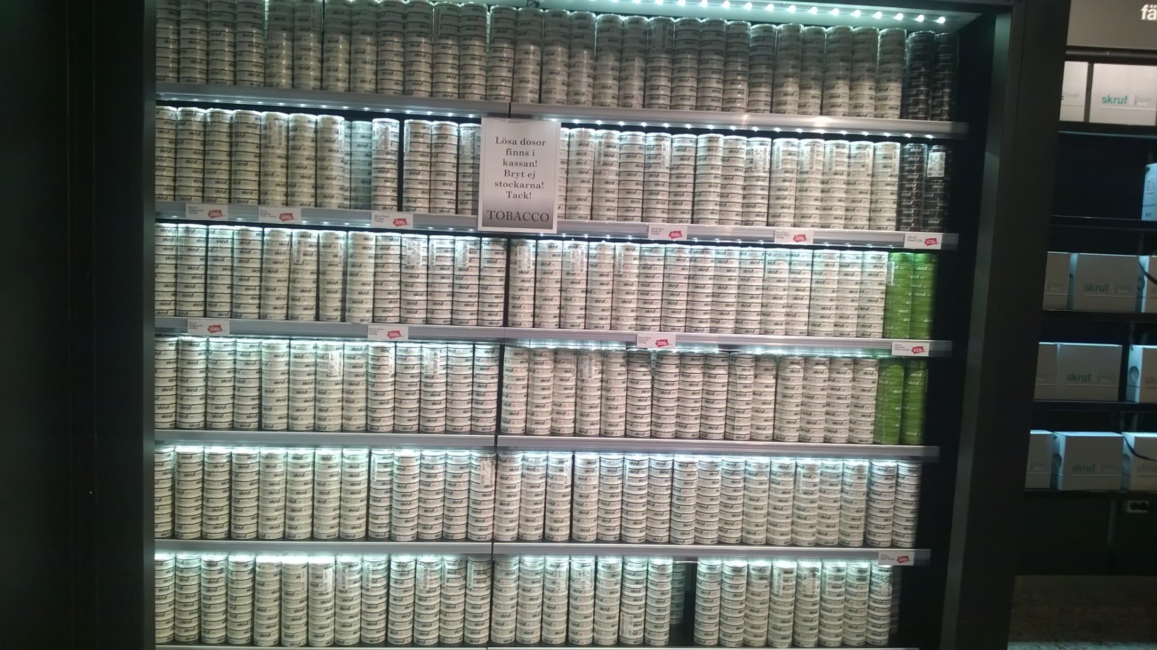 The great wall of Skruf Snus
